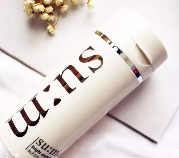 泡泡面膜真的有效果嗎？清潔力比貼片面膜好一丟丟