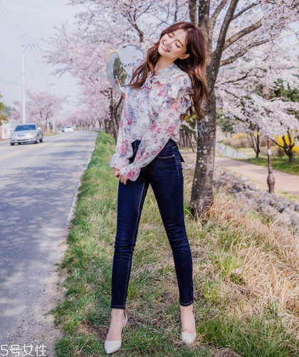 雪紡襯衫怎么搭配？浪漫飄逸的仙女情結(jié)