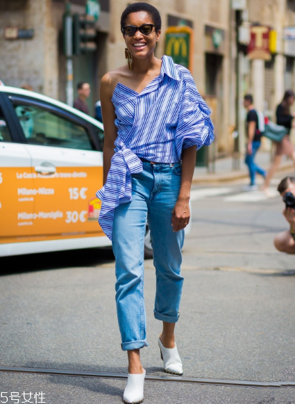 燈籠袖襯衫怎么搭配？藏起你的拜拜肉