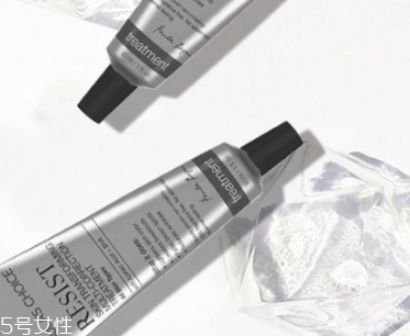 壬二酸對(duì)閉口痘痘有用嗎？