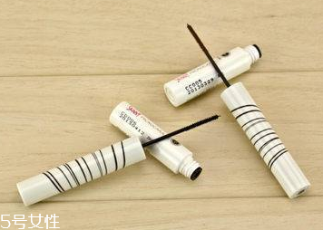 睫毛膏刷成蒼蠅腿圖片 如何避免刷成蒼蠅腿 睫毛膏刷成蒼蠅腿圖片 如何避免刷成蒼蠅腿