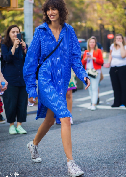 襯衫裙配什么鞋子？玩轉(zhuǎn)春日街頭風(fēng)