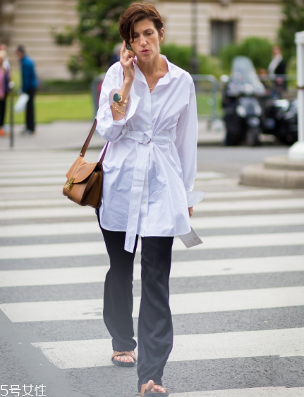 襯衫裙配什么鞋子？玩轉(zhuǎn)春日街頭風(fēng)