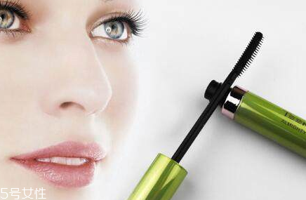 睫毛膏刷成蒼蠅腿圖片 如何避免刷成蒼蠅腿 睫毛膏刷成蒼蠅腿圖片 如何避免刷成蒼蠅腿