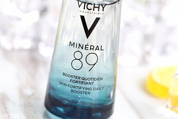 經(jīng)常熬夜用什么精華？3款實(shí)力派養(yǎng)出嫩膚新境界