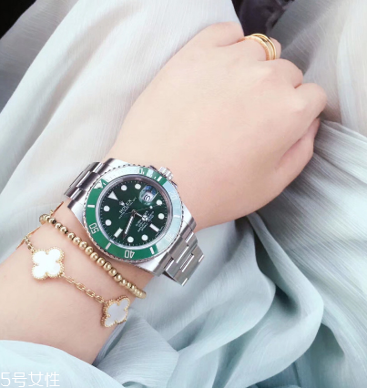 勞力士綠水鬼和黑水鬼哪個好？