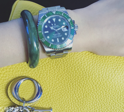 勞力士綠水鬼怎么調(diào)時間_日期？