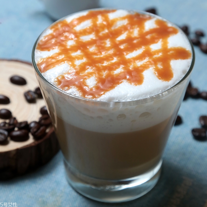 拿鐵咖啡的做法及技巧 變動比例便是卡布奇諾 拿鐵咖啡的做法及技巧 變動比例便是卡布奇諾