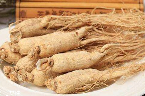 白參什么季節(jié)吃最好 秋冬進(jìn)食比較好 白參什么季節(jié)吃最好 秋冬進(jìn)食比較好