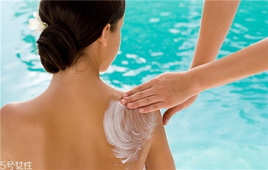 涂身體乳過敏怎么辦 皮膚過敏癢的四個不可以 涂身體乳過敏怎么辦 皮膚過敏癢的四個不可以