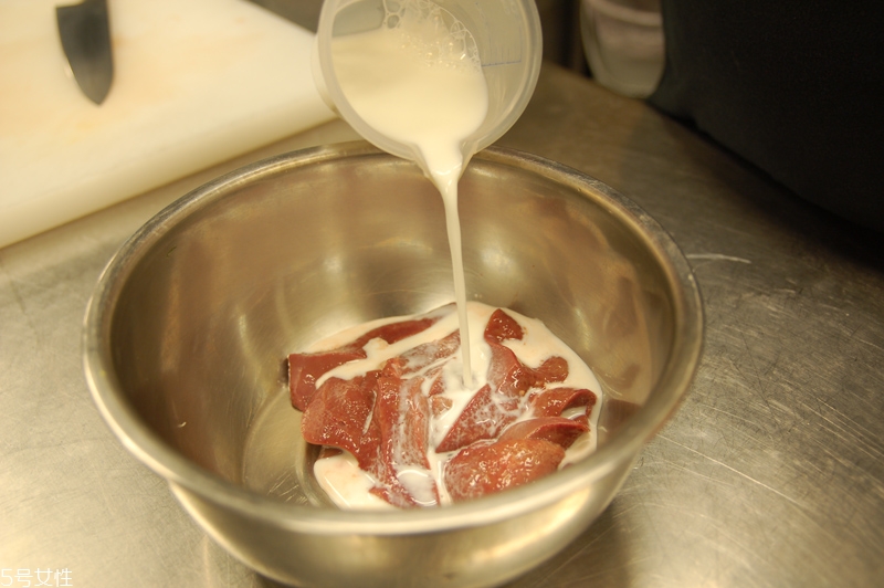 豬內臟怎么清洗 常見豬內臟選購與處理