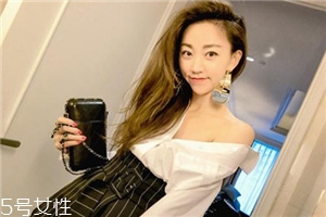 襯衫有霉點(diǎn)怎么去除？襯衫發(fā)霉這樣做