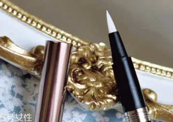 眼距太寬怎么畫眼線？眼頭尖角全描黑