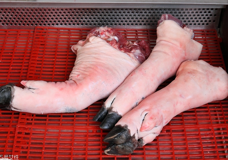 新鮮豬肉怎么挑選與處理才干凈 新鮮豬肉怎么挑選與處理才干凈