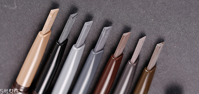 眼距太寬怎么畫眼線？眼頭尖角全描黑