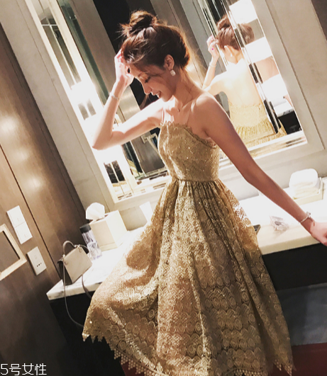 2022新款蕾絲連衣裙？回頭率超高的仙女裙