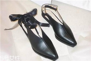 reike nen鞋子多少錢？畫報(bào)般的潮流經(jīng)典