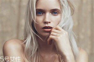 涂身體乳過敏怎么辦 皮膚過敏癢的四個不可以 涂身體乳過敏怎么辦 皮膚過敏癢的四個不可以