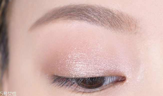 tom ford雙層眼影膏09和10哪個(gè)好？09和10對比