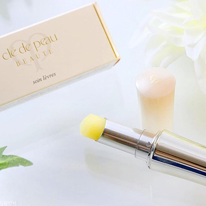 cpb精純修護(hù)唇膏好用嗎？不粘膩不泛油