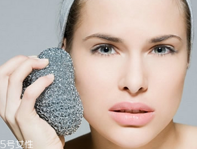 好用且去雞皮膚的身體乳推薦 有雞皮膚要注意 好用且去雞皮膚的身體乳推薦 有雞皮膚要注意