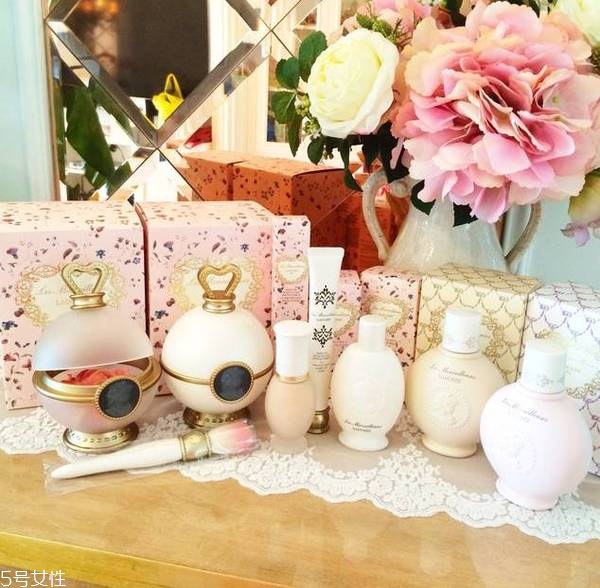 身體乳什么牌子好用又補水 好用又顏值滿分身體乳推薦