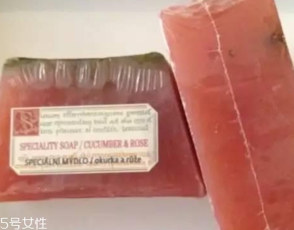 菠丹妮哪個(gè)產(chǎn)品最好用？捷克國(guó)寶級(jí)護(hù)膚品