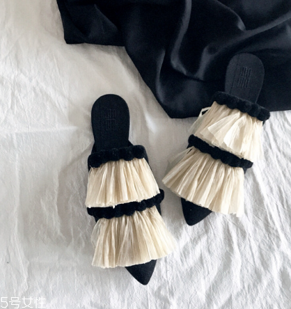 sanayi 313是什么牌子？最吸睛的拖鞋設(shè)計