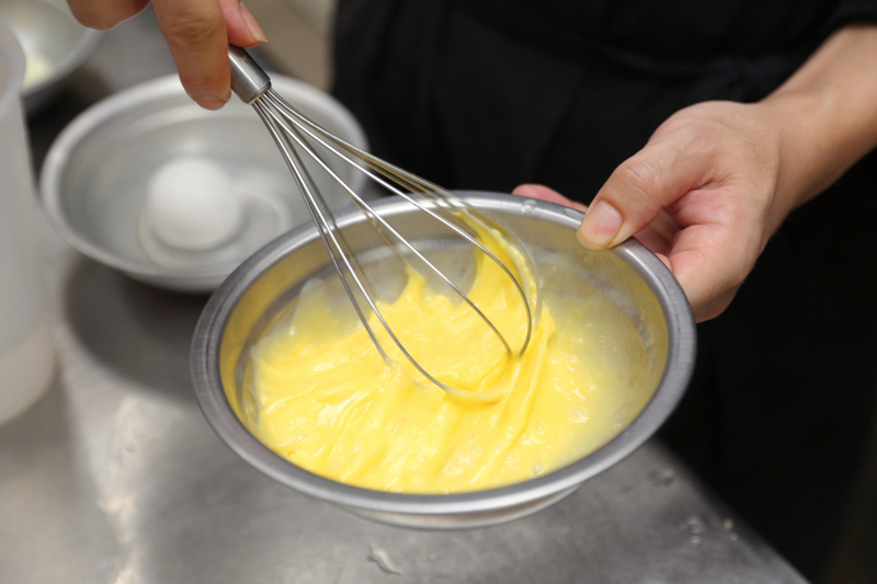 雞蛋里有血能吃嗎 雞蛋里有血絲是怎么回事 雞蛋里有血能吃嗎 雞蛋里有血絲是怎么回事