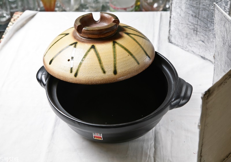 煮湯用什么鍋好 煮湯的鍋怎么選 煮湯用什么鍋好 煮湯的鍋怎么選