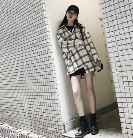 襯衫里面要穿衣服嗎？要看襯衫的面料顏色