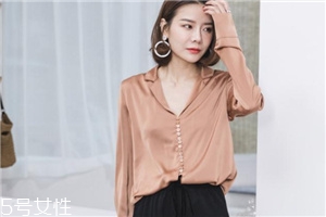 襯衫粘毛是質(zhì)量問題嗎？襯衫粘毛這樣解決