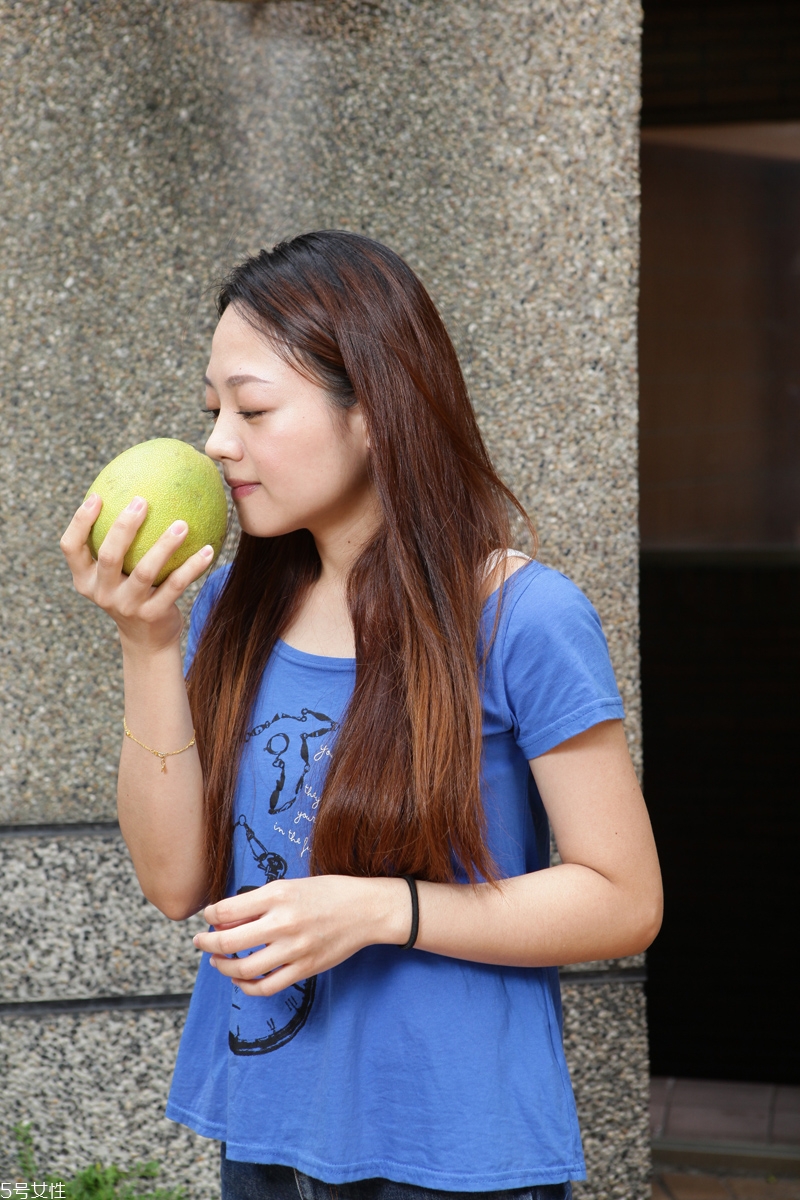 番茄可以空腹吃嗎 空腹吃西紅柿好嗎 番茄可以空腹吃嗎 空腹吃西紅柿好嗎