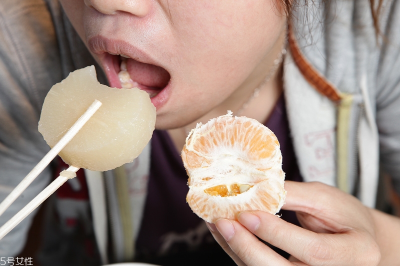 番茄可以空腹吃嗎 空腹吃西紅柿好嗎 番茄可以空腹吃嗎 空腹吃西紅柿好嗎