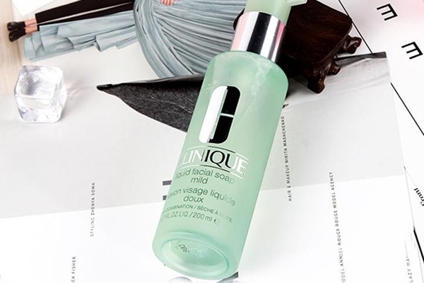 油痘肌護膚品推薦 6款清肌好物大公開 油痘肌護膚品推薦 6款清肌好物大公開