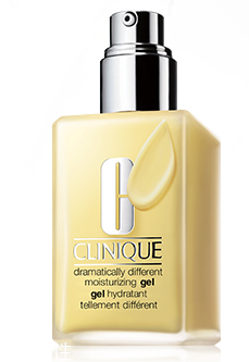 為什么油皮會(huì)變成干皮？三個(gè)油皮護(hù)膚誤區(qū)