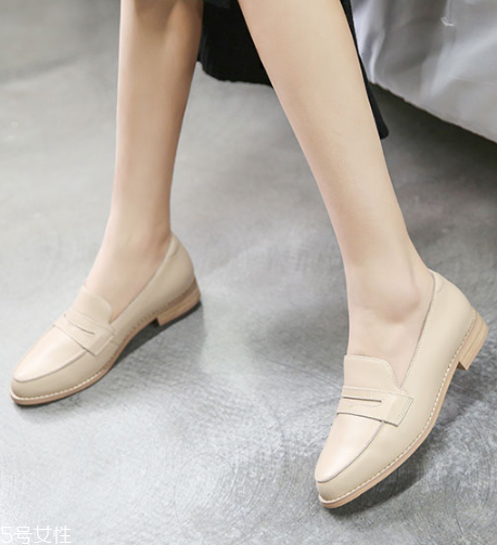 2022流行什么單鞋？有眼光的女生都在穿它