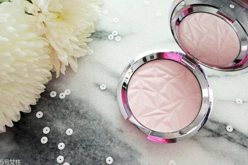 皮膚黃用什么顏色隔離霜？皮膚黃用什么顏色腮紅？