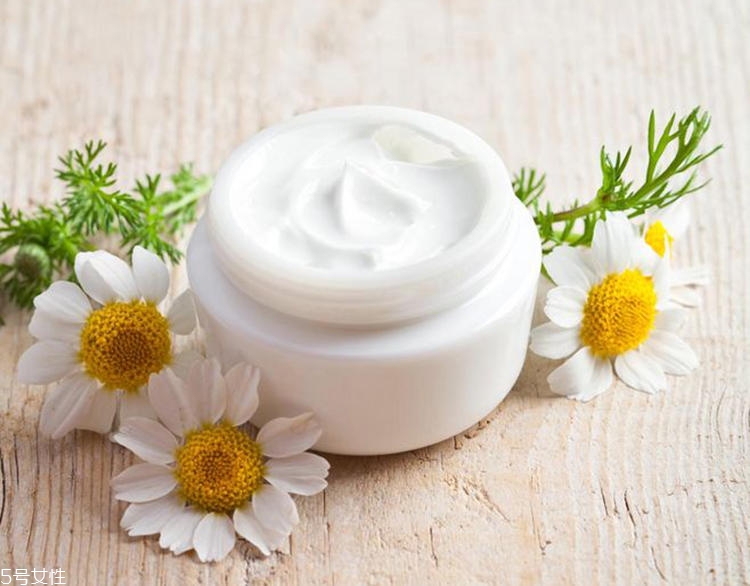 過敏膚質(zhì)用什么防曬霜 不同膚質(zhì)防曬霜推薦 過敏膚質(zhì)用什么防曬霜 不同膚質(zhì)防曬霜推薦