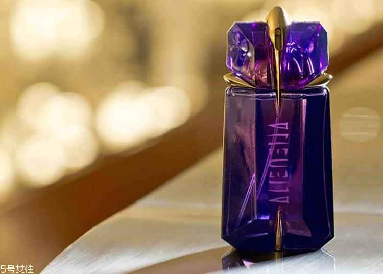紫色香水有哪些？寶格麗紫色香水是經(jīng)典