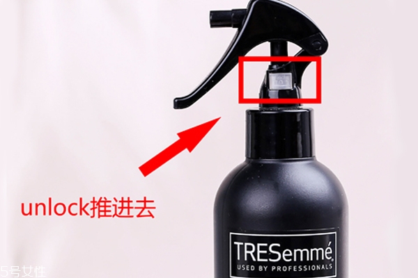 防燙噴霧哪個(gè)牌子好？隔熱定型不傷發(fā)