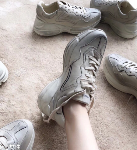 gucci老爹鞋有女款嗎？明星們?nèi)耸忠浑p