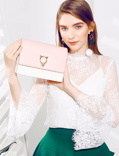 今年春天流行什么包包？這三款任意搭配