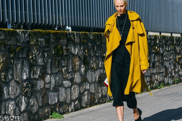 2022春夏女褲款式流行趨勢？最遮肉的褲子在這里