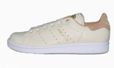 2022春夏流行穿什么中跟鞋？三種款式優(yōu)雅不累腳