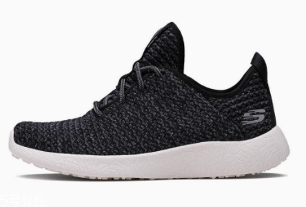 2022春夏流行穿什么中跟鞋？三種款式優(yōu)雅不累腳