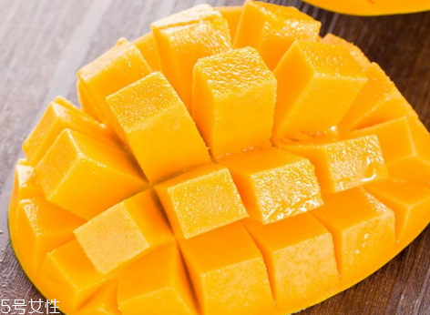 青芒什么季節(jié)成熟 實成熟期5到8月 青芒什么季節(jié)成熟 實成熟期5到8月