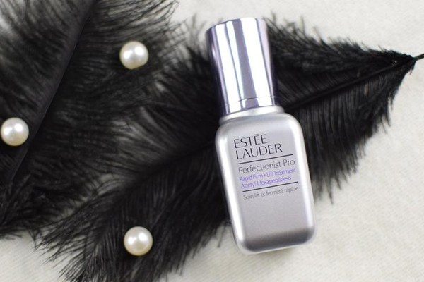 雅詩蘭黛線雕精華適合初老肌嗎？