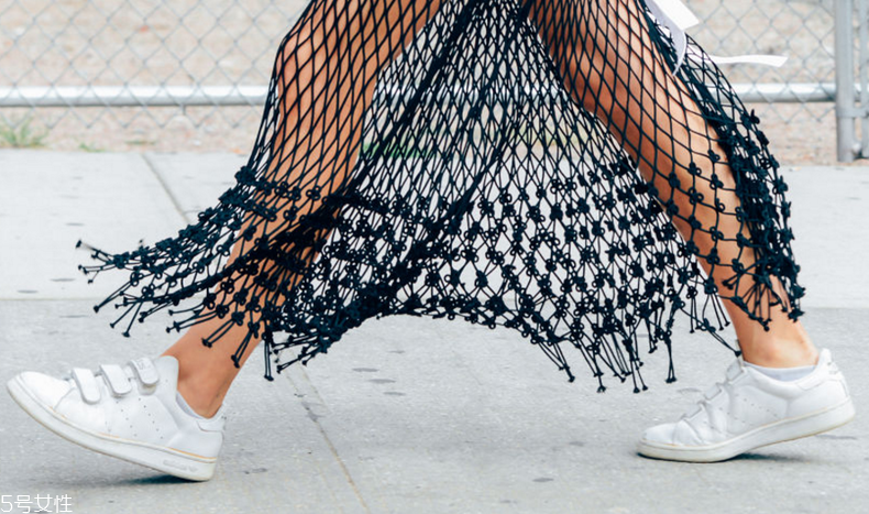 女式春夏運動鞋怎么挑？三種款式好搭又顯高