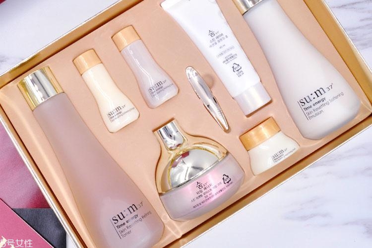 2022什么牌子的護(hù)膚套裝好？水乳組合拯救護(hù)膚初學(xué)者